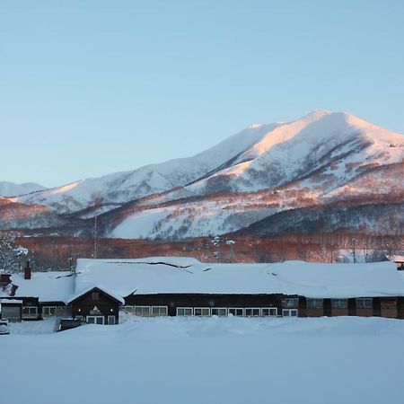 Karimpani Niseko Fujiyama Hostel Bagian luar foto