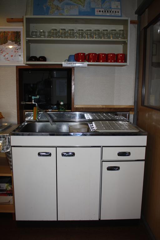 Karimpani Niseko Fujiyama Hostel Bagian luar foto