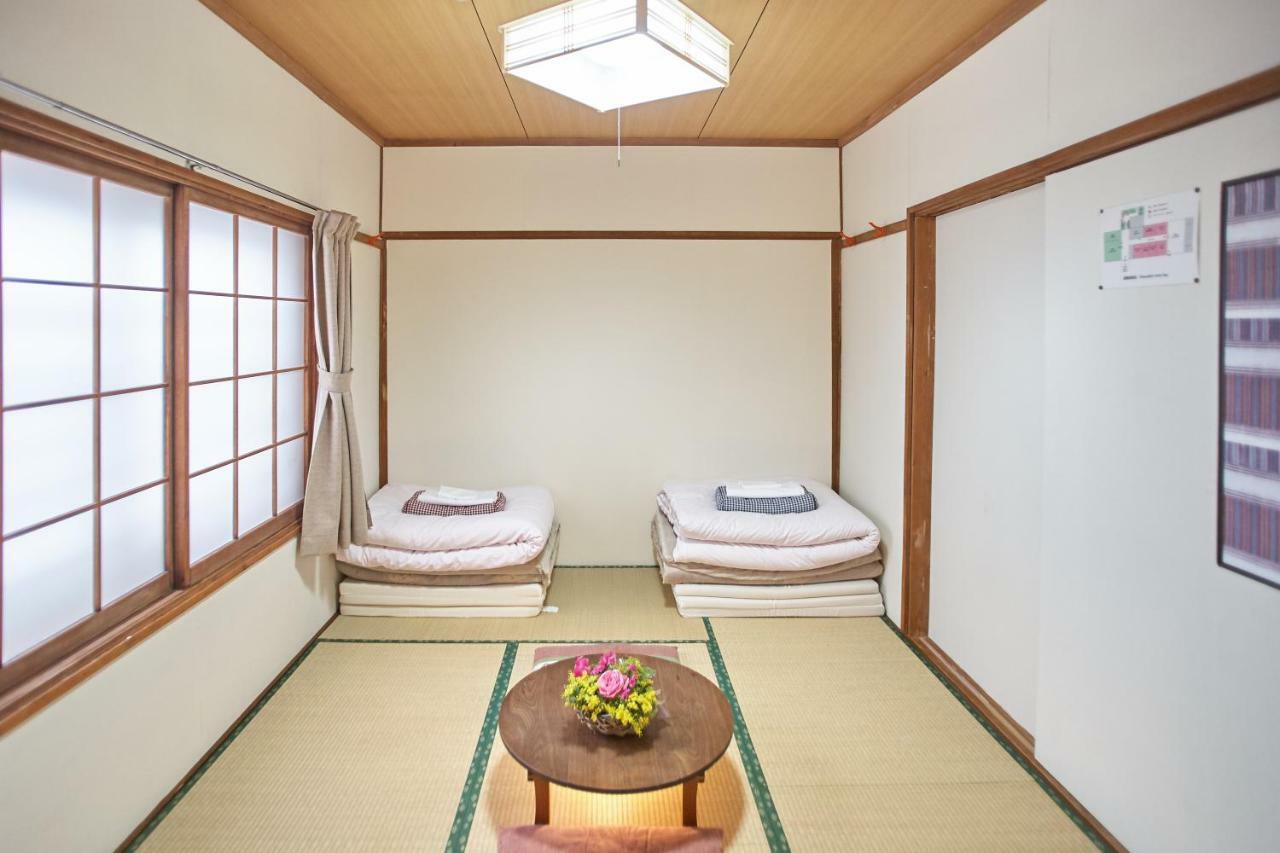 Karimpani Niseko Fujiyama Hostel Bagian luar foto