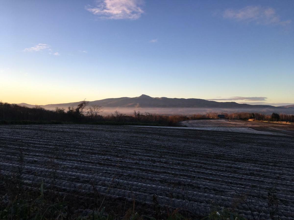 Karimpani Niseko Fujiyama Hostel Bagian luar foto