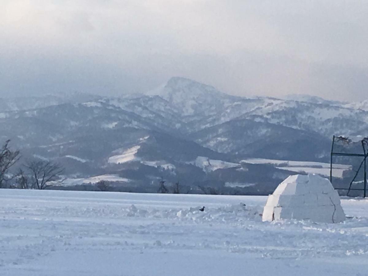 Karimpani Niseko Fujiyama Hostel Bagian luar foto