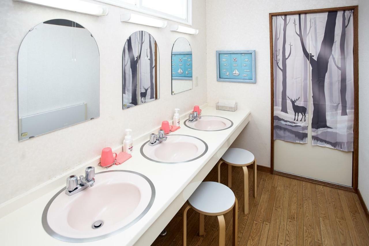 Karimpani Niseko Fujiyama Hostel Bagian luar foto