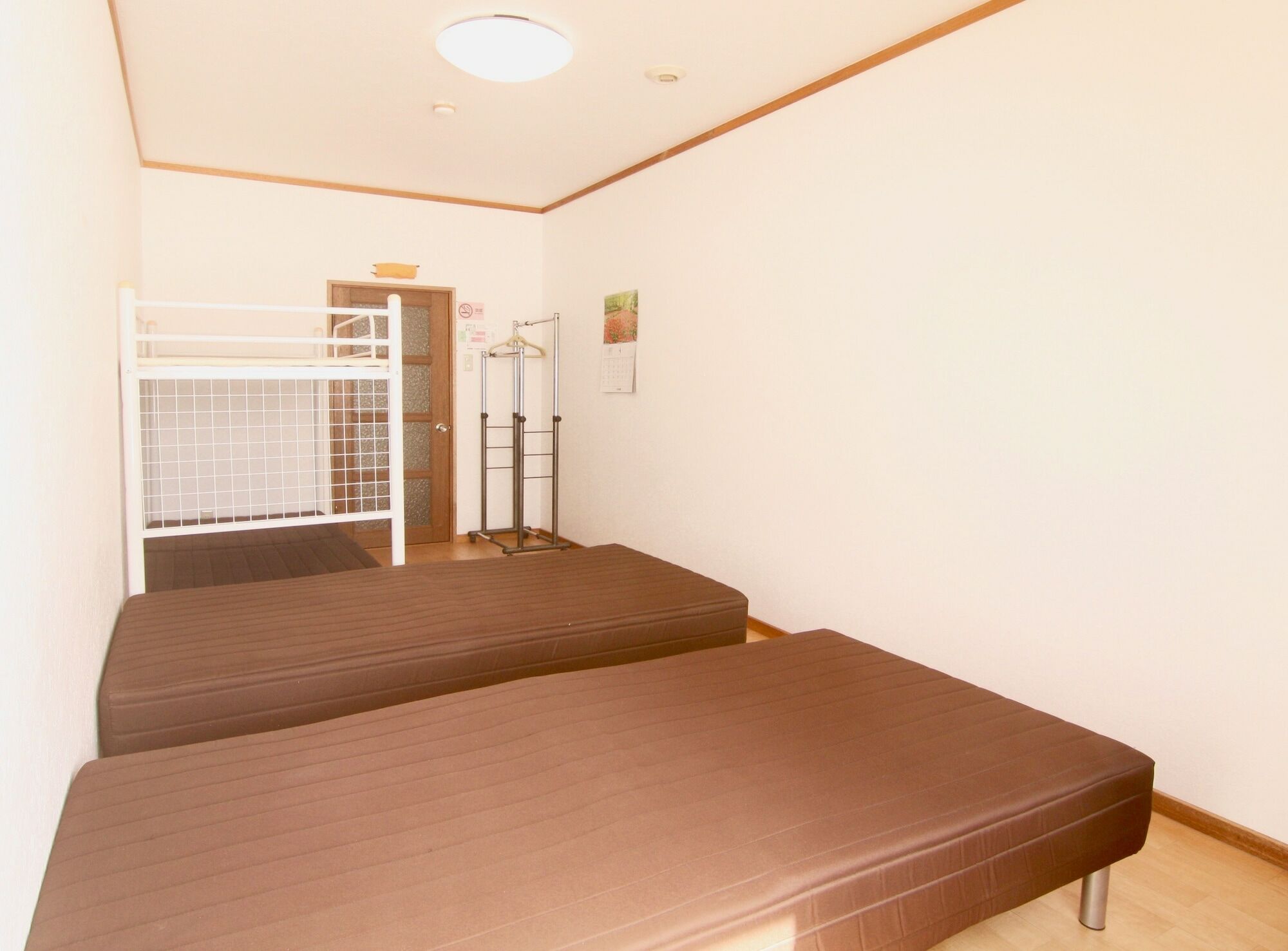 Karimpani Niseko Fujiyama Hostel Bagian luar foto